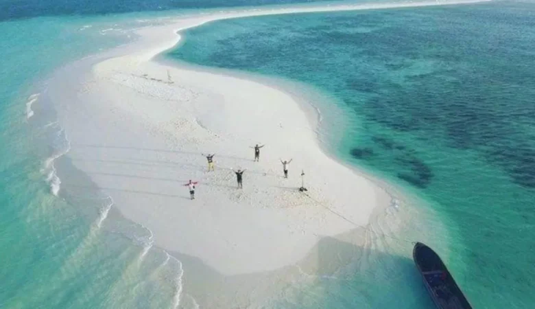 Pantai Meko Adonara