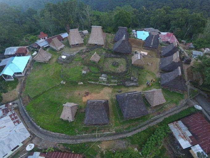 Kampung Adat Wologai